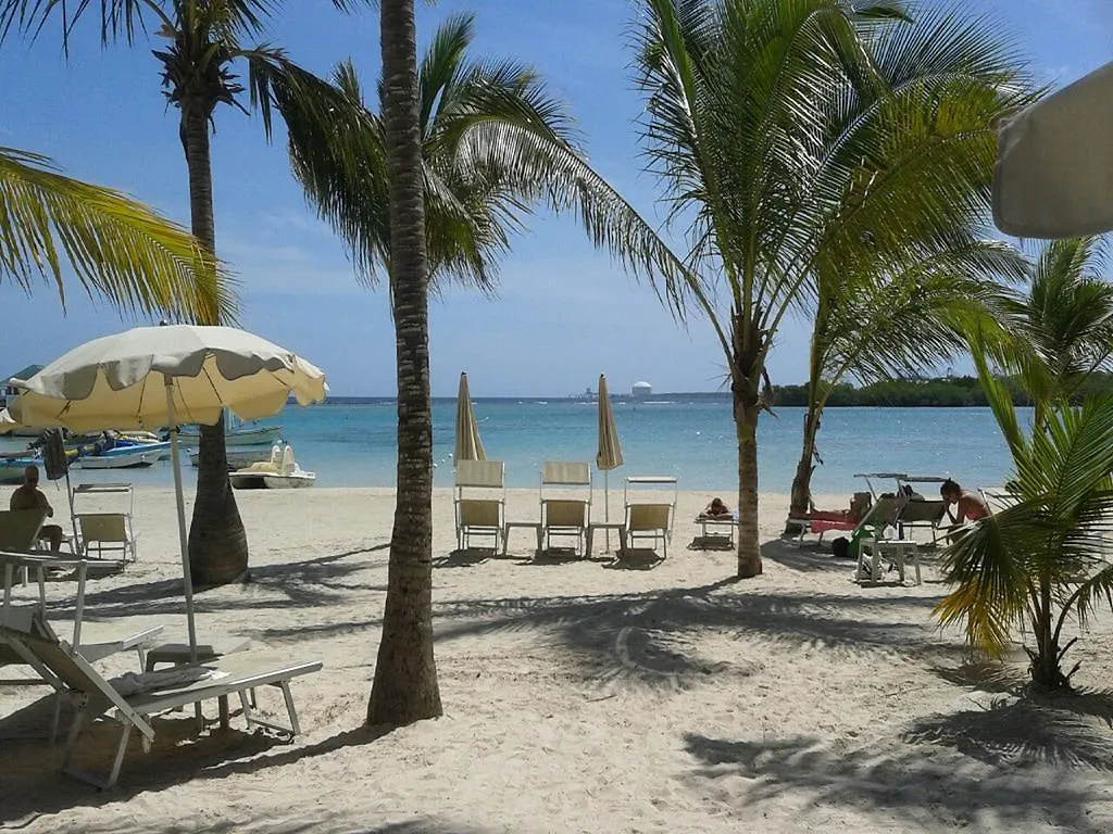 El Capitan Apartahotel Boca Chica